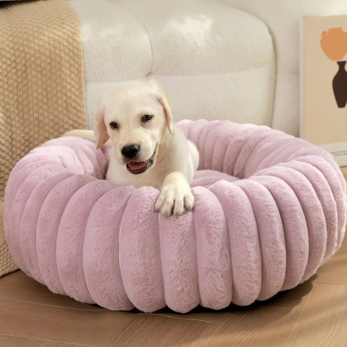 Plush bed Nests
