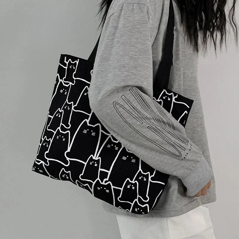 Meow-velous cat tote!
