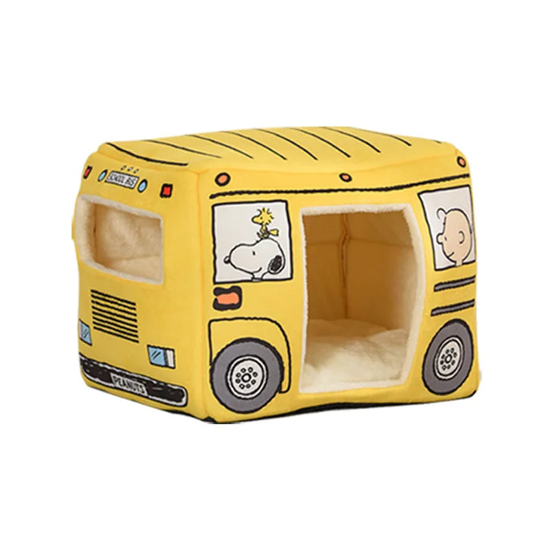 Peanuts Bus cat or small dog Nest