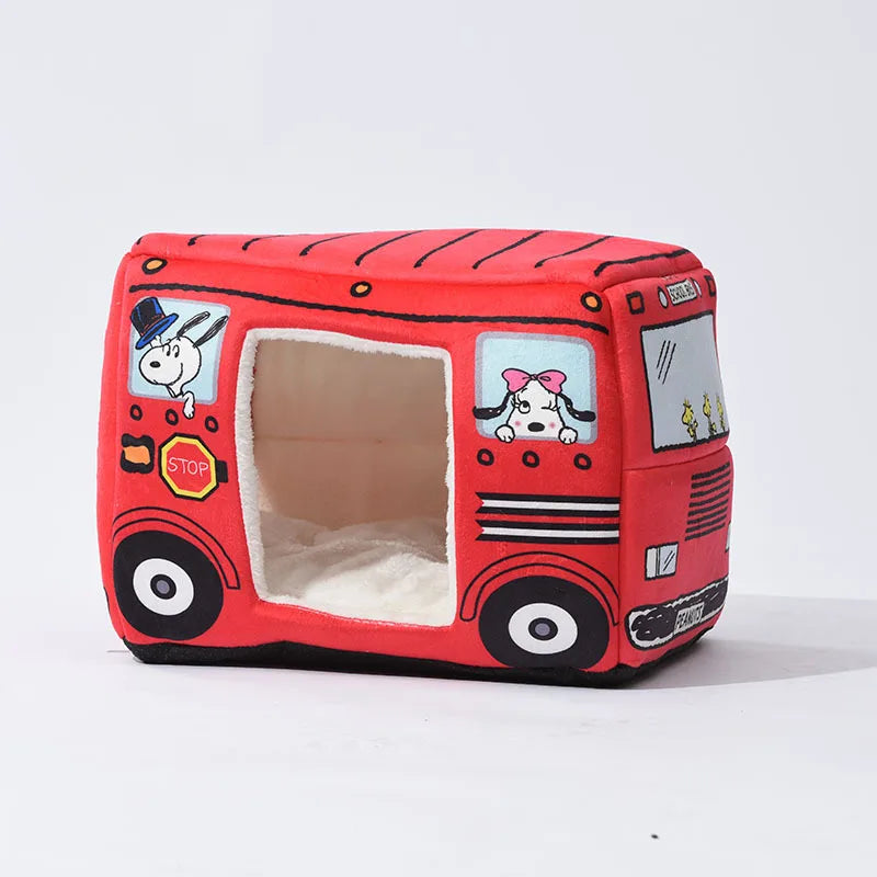 Peanuts Bus cat or small dog Nest