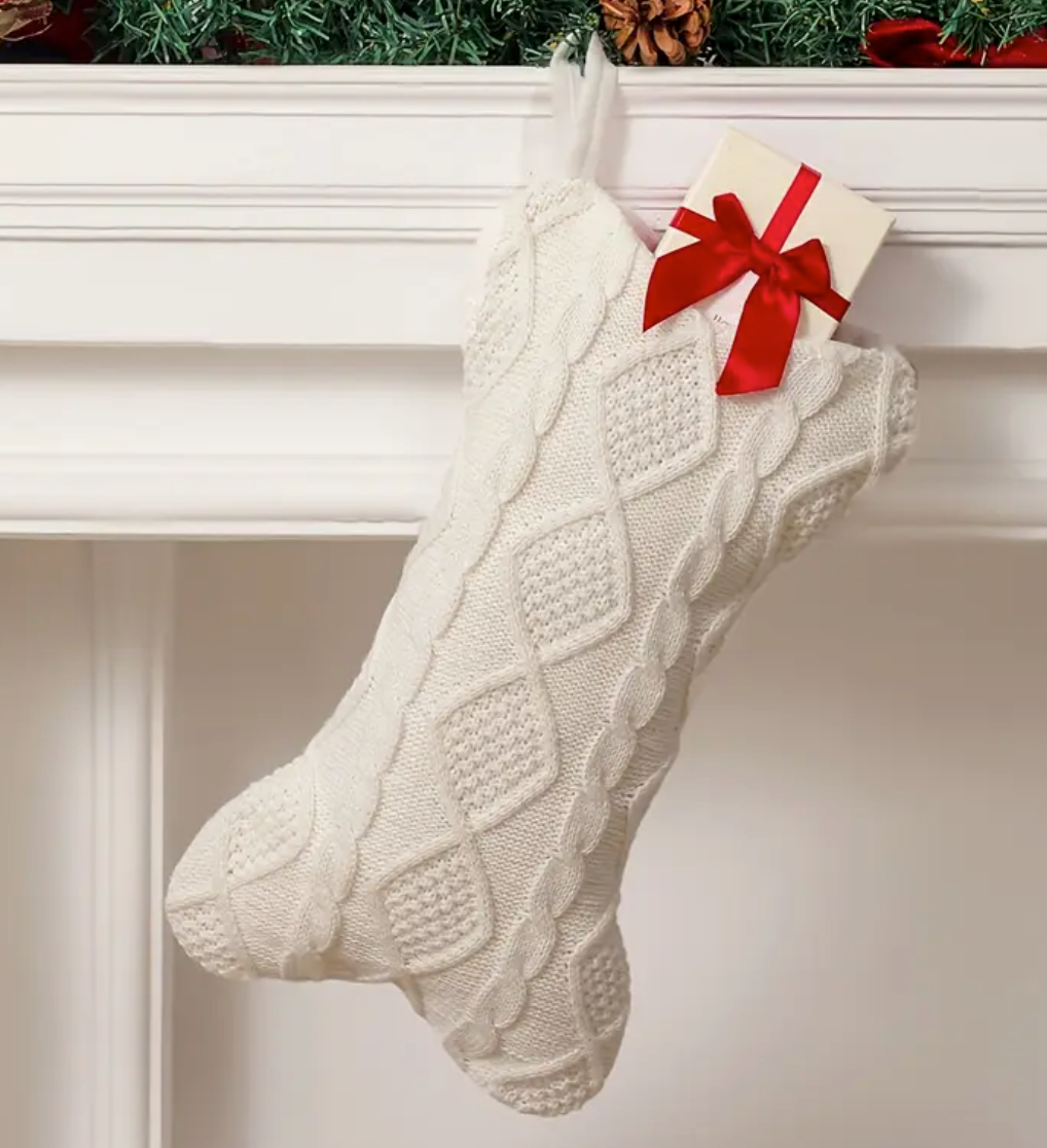 Knit bone shape stocking-White