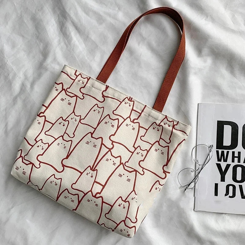 Meow-velous cat tote!
