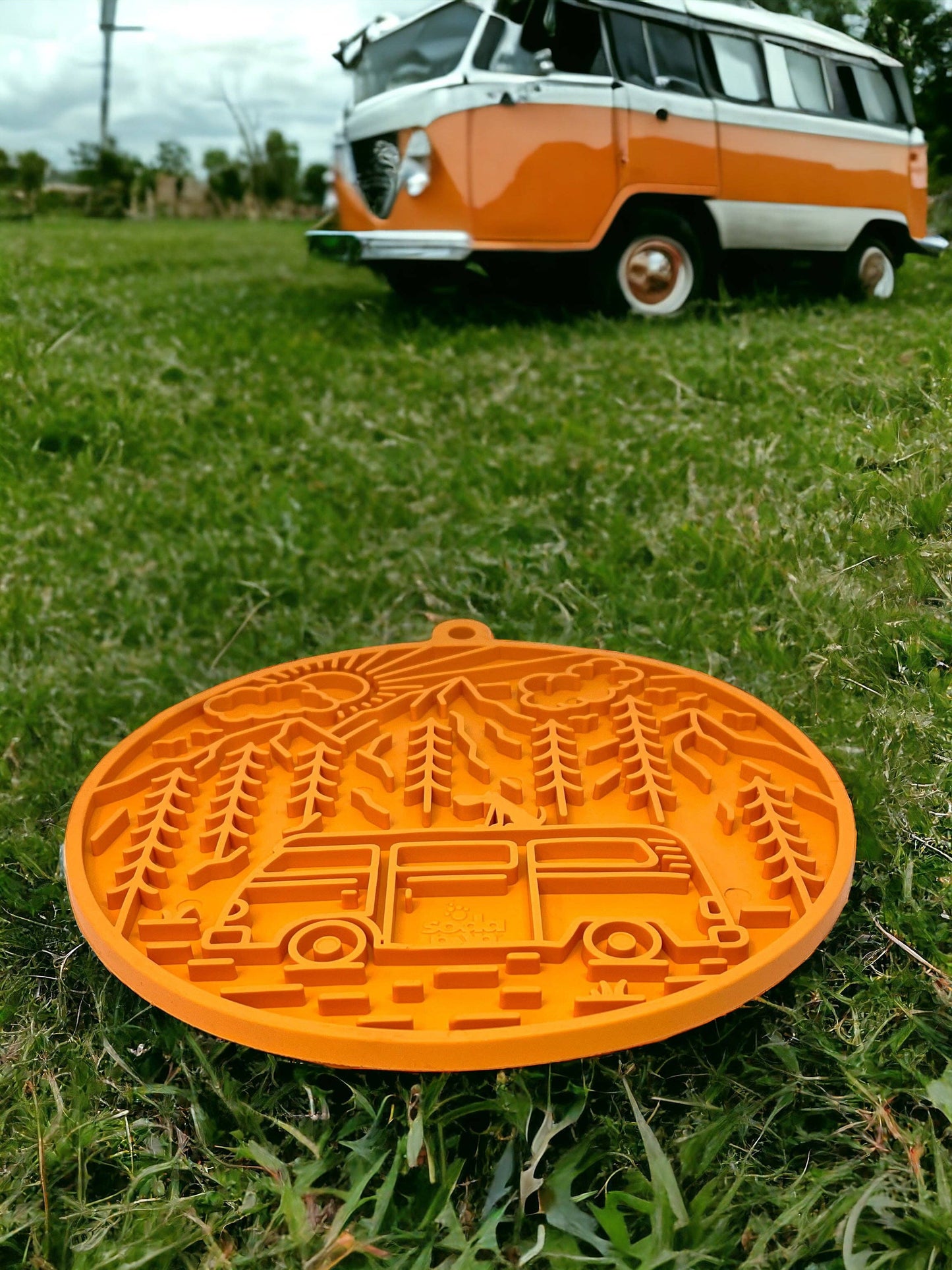 Orange Camp eMat Enrichment Lick Mat With Suction Cups: