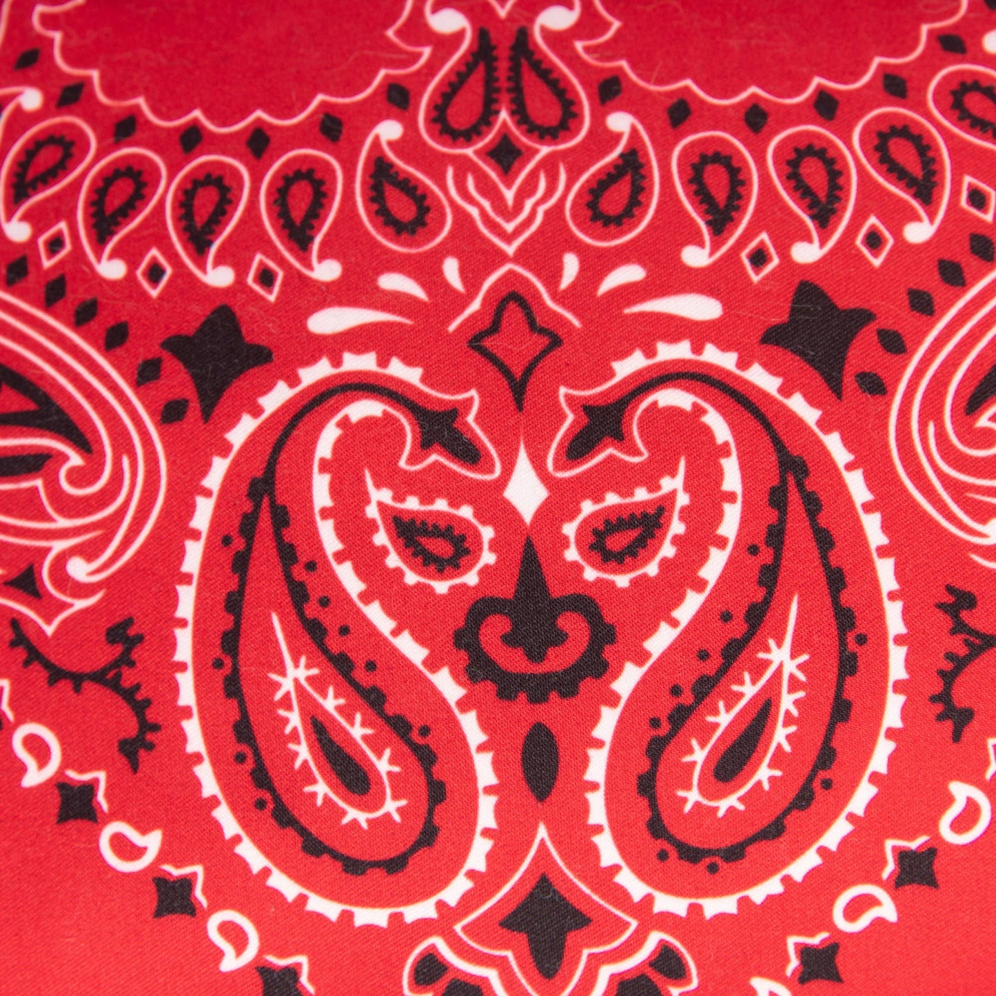 Wrangler Red Bandana Cuddler Bed