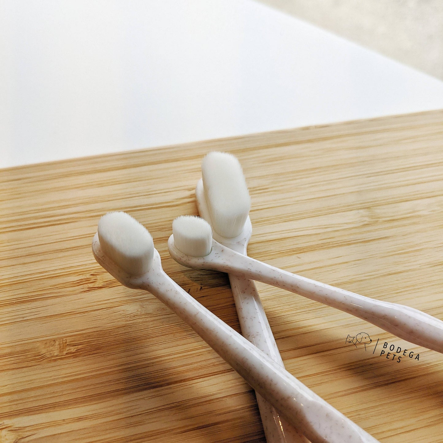 Puppy Polisher Eco Toothbrush - (Med/LG)