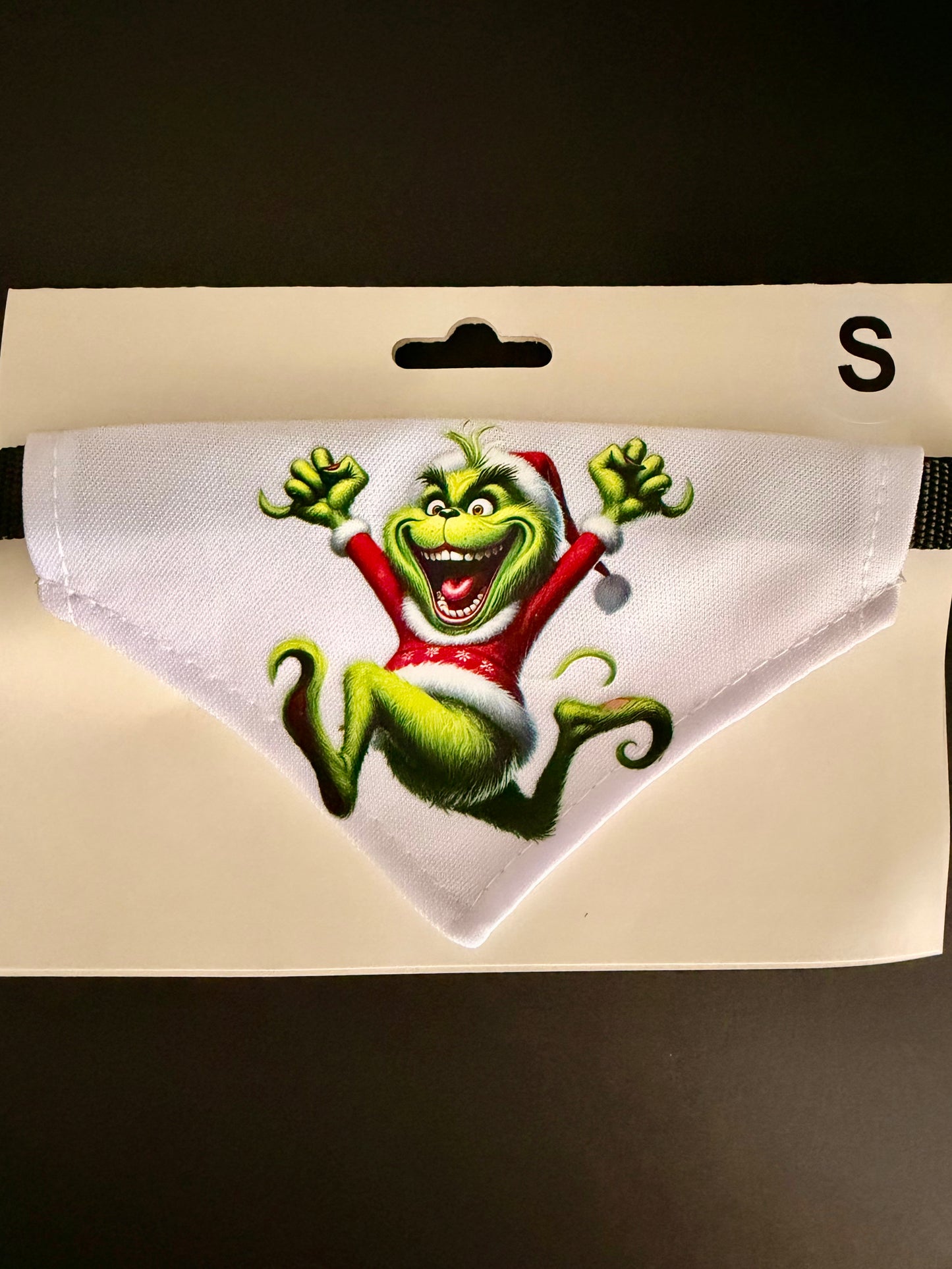 Grinch Bandana Collar