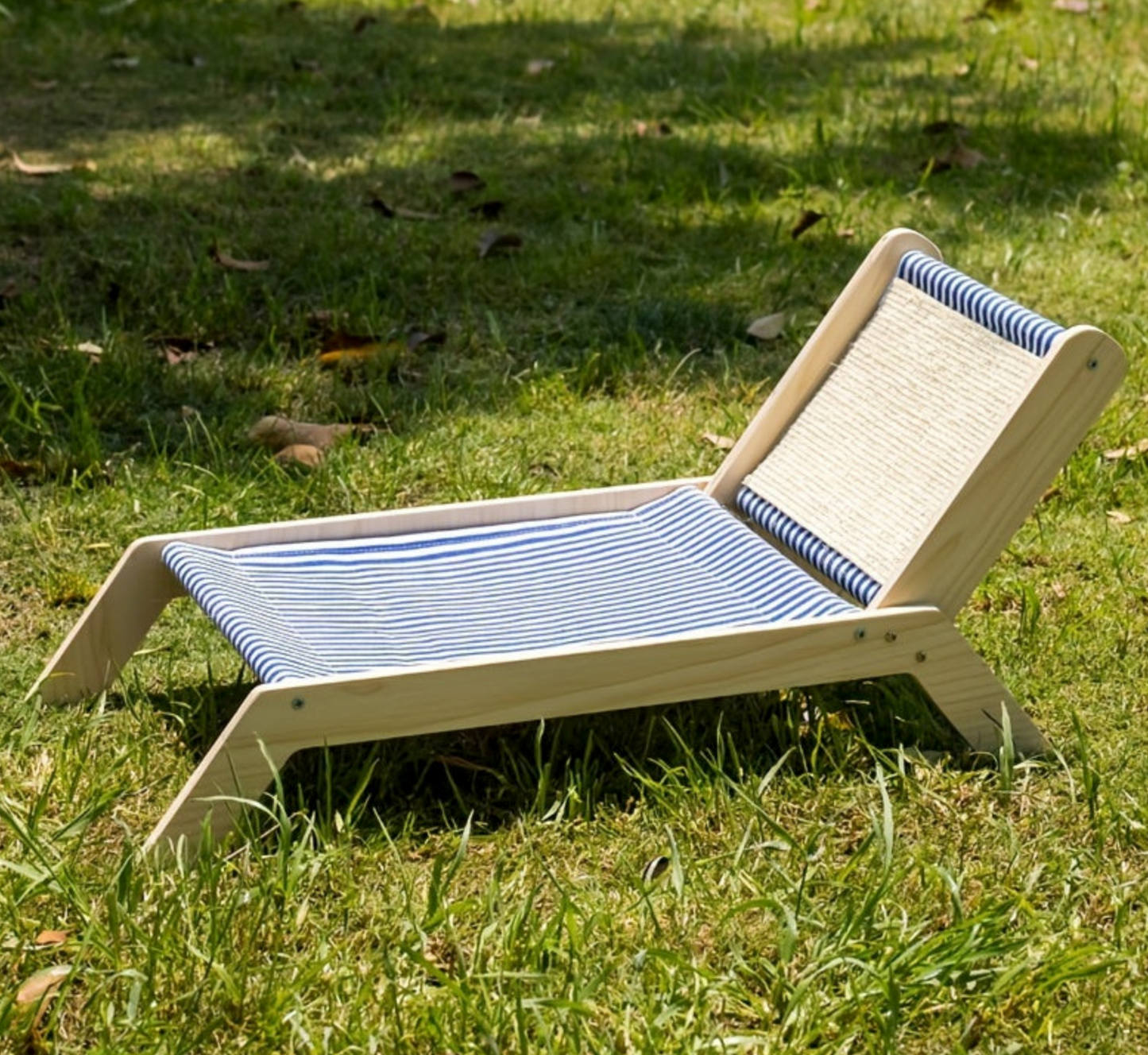 Purrfect Patio Beach Pet Chair